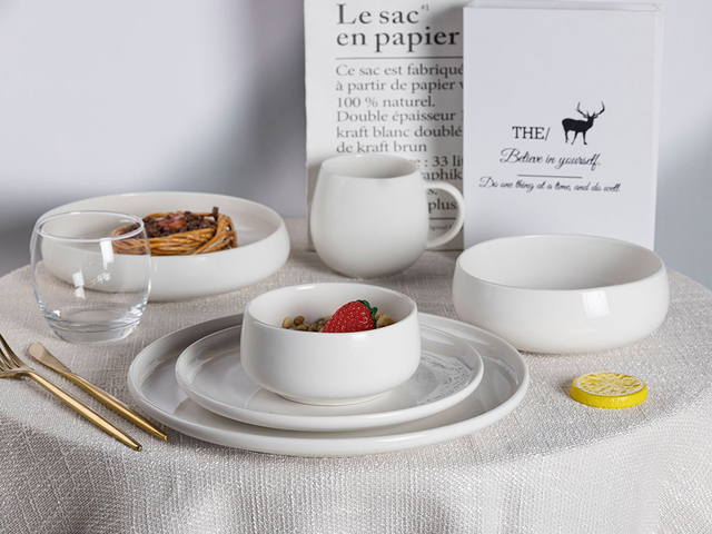 Los más vendidos Juego de vajilla de cocina de porcelana moderna