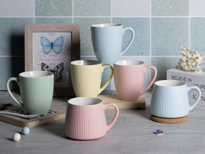 Tazas minimalistas personalizadas para promociones